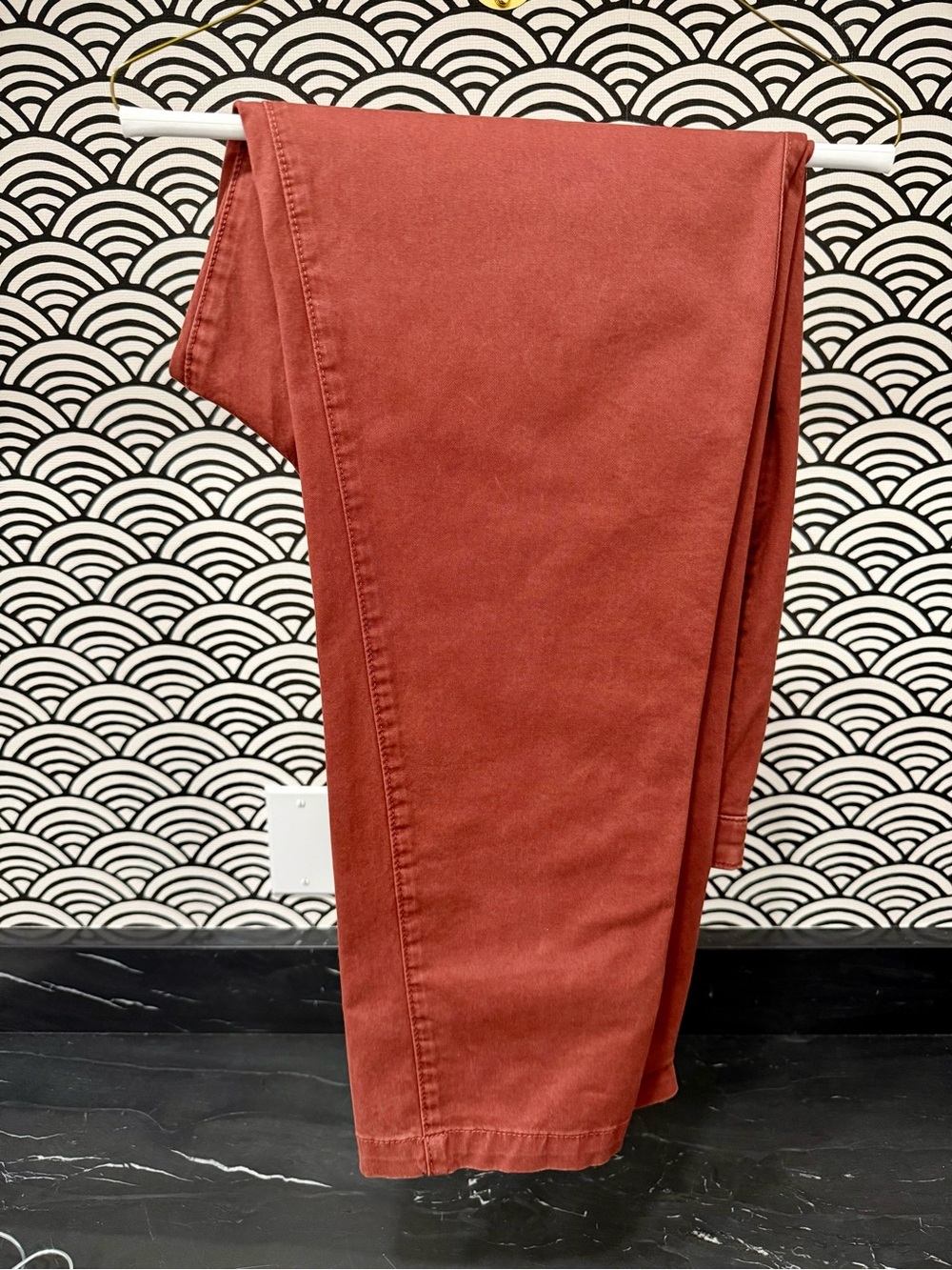 GAP Men's Slim Chinos Rust-Brown - Picture 2 of 5